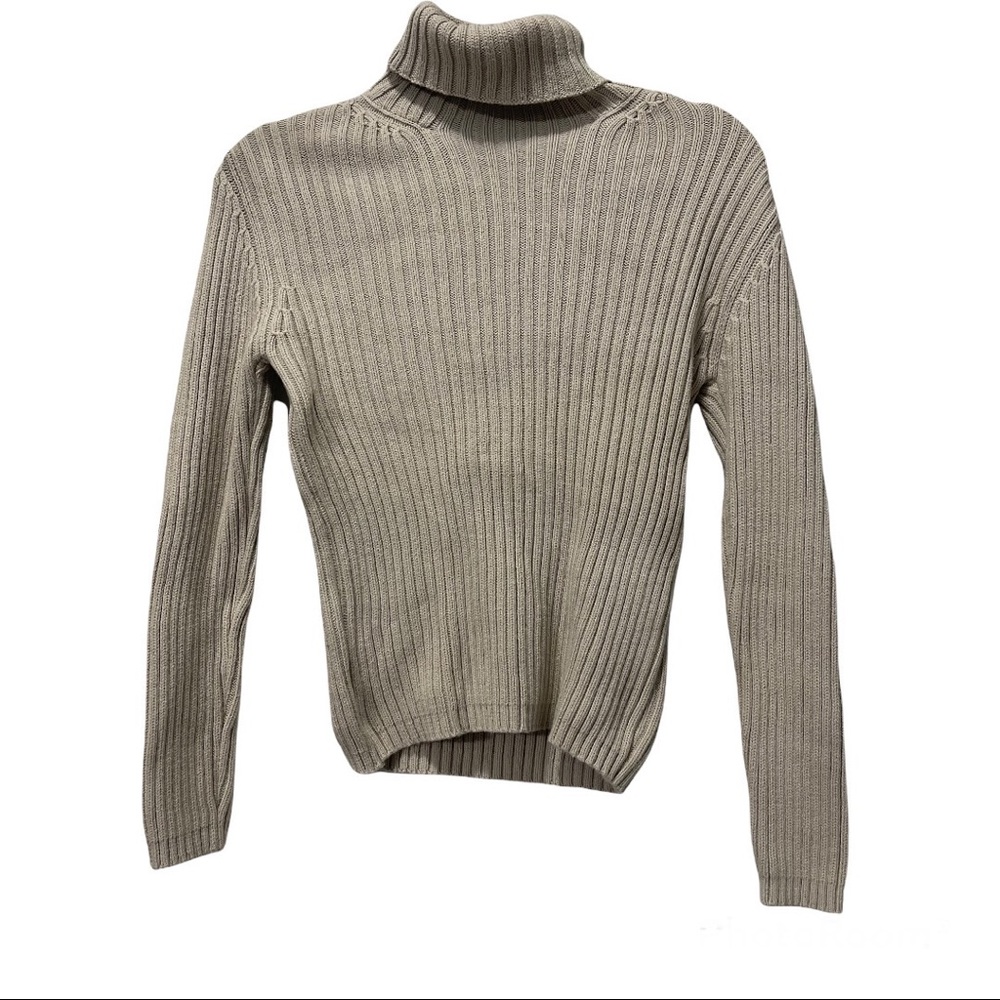 Gap Turtleneck Sweater in Size M